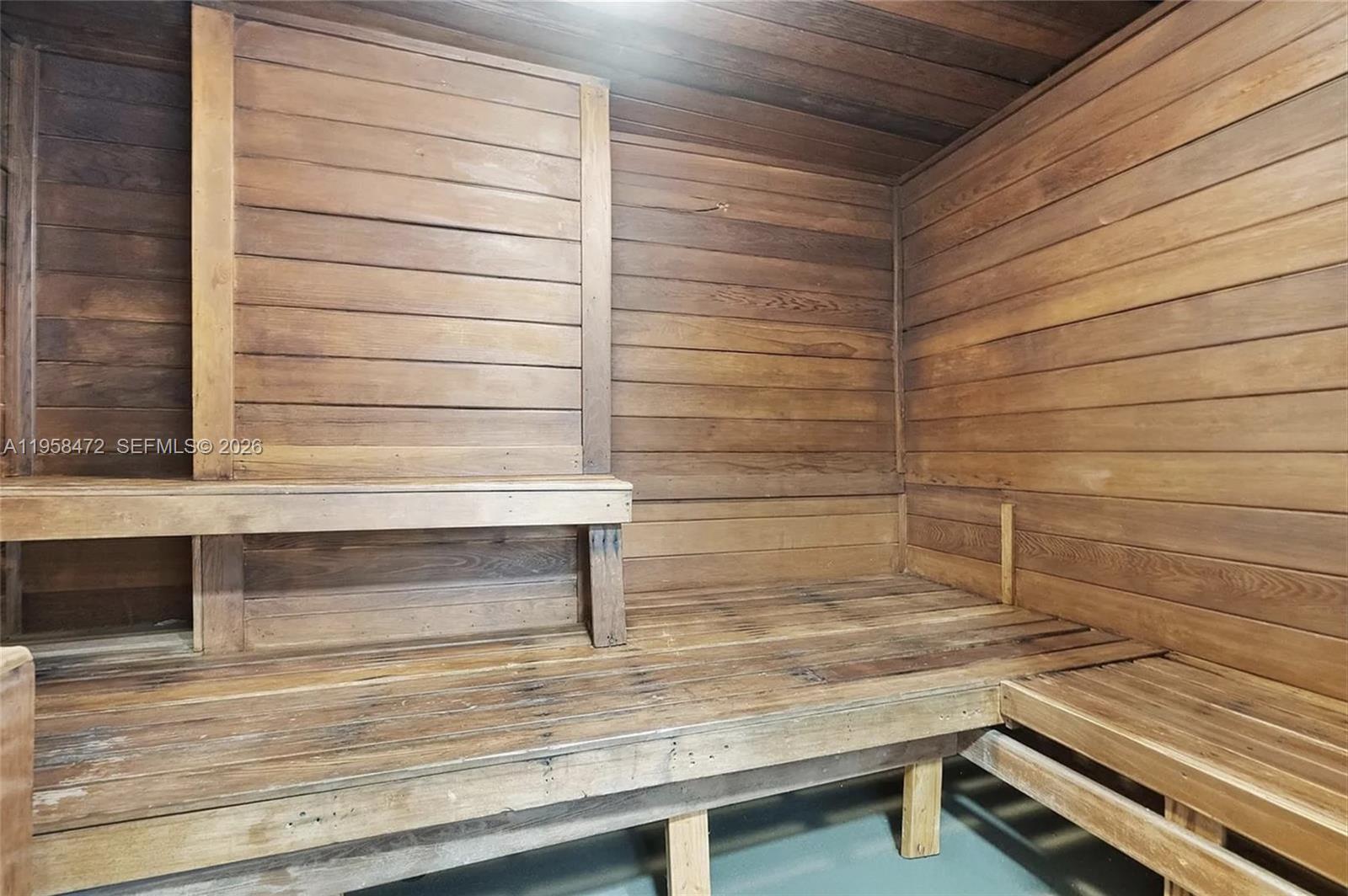 6039 Collins Ave # 833