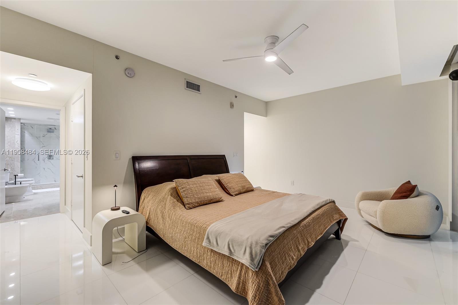 6000 Collins Ave # 112