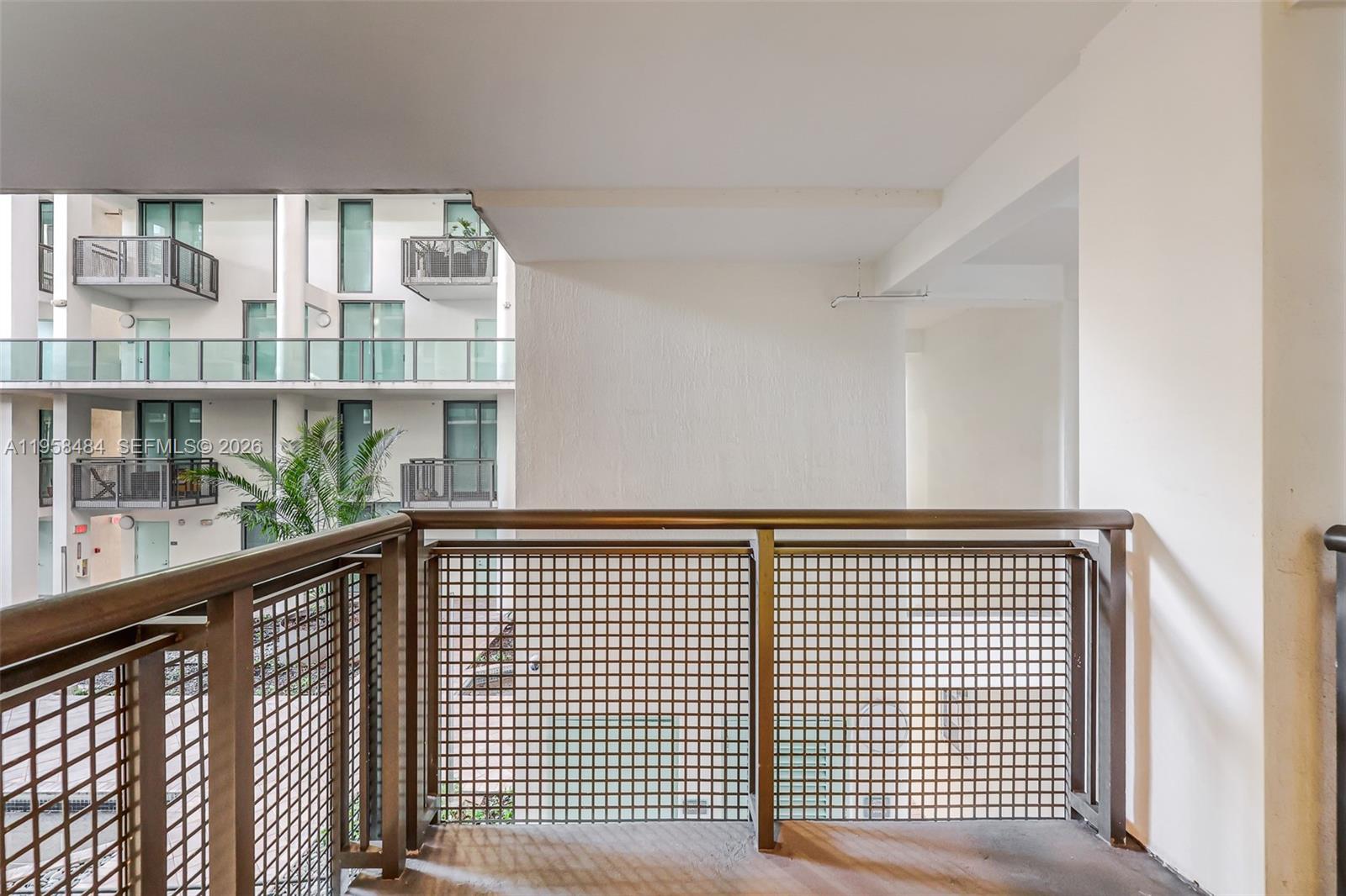 6000 Collins Ave # 112