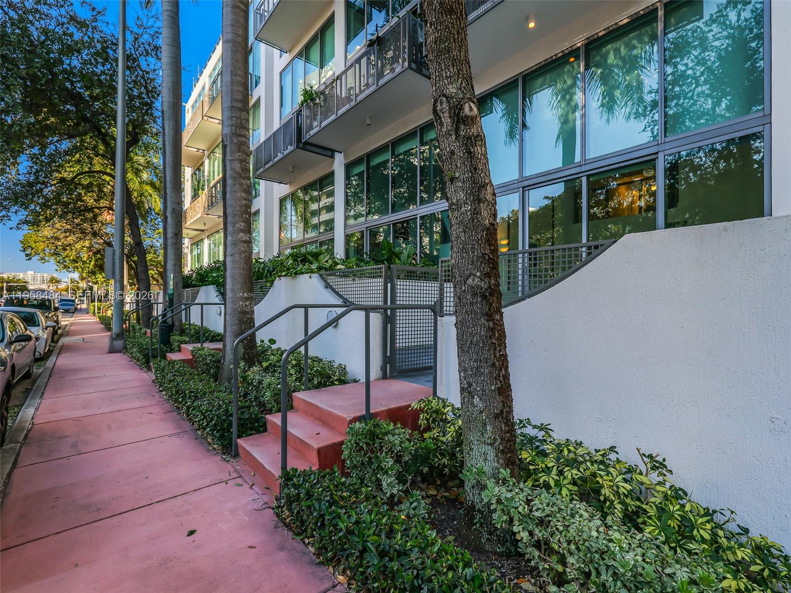 6000 Collins Ave # 112