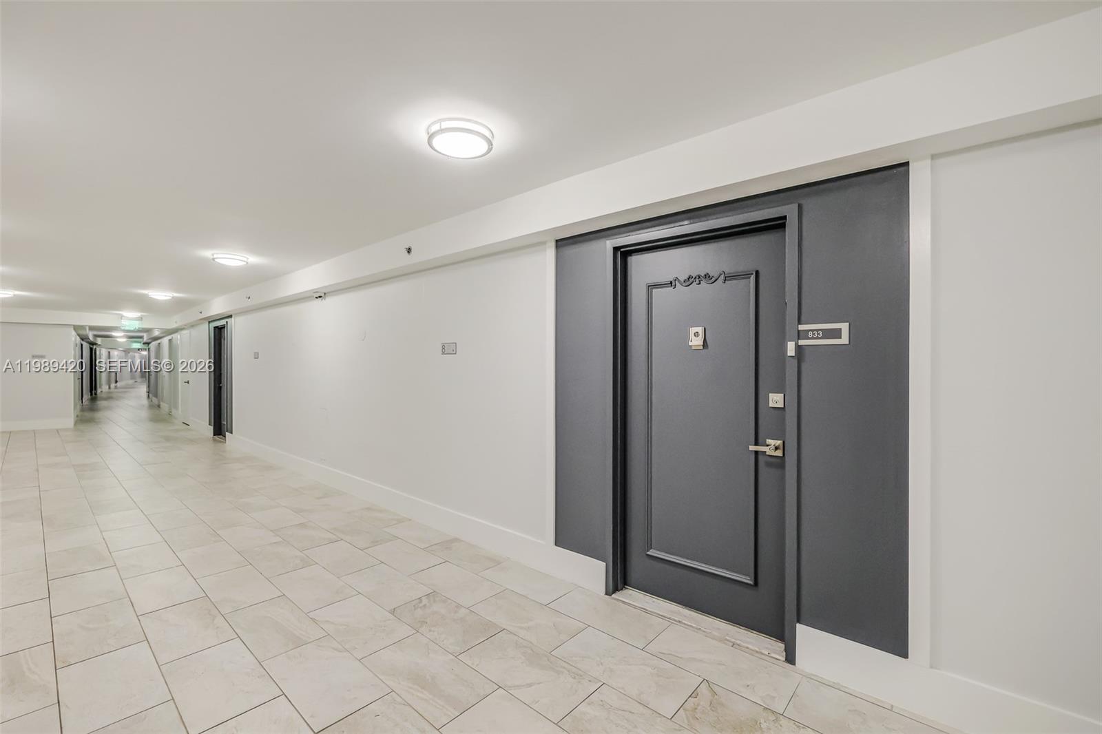 6039 Collins Ave # 833