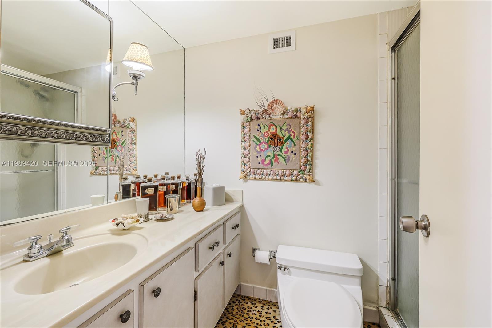 6039 Collins Ave # 833