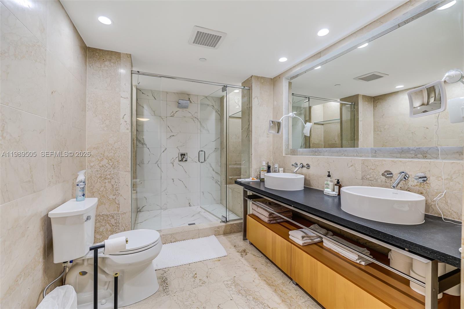 6000 Collins Ave # 112