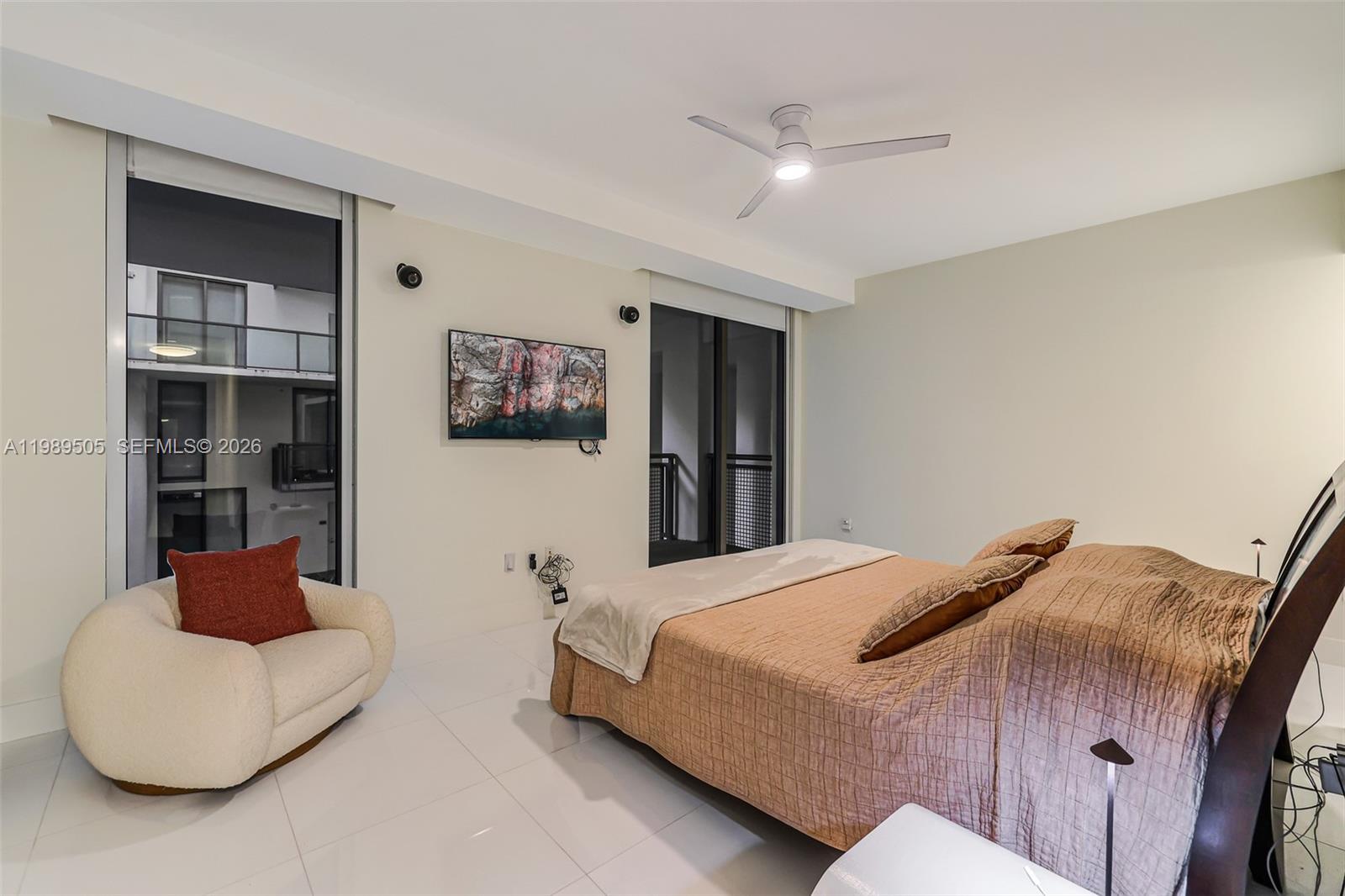 6000 Collins Ave # 112