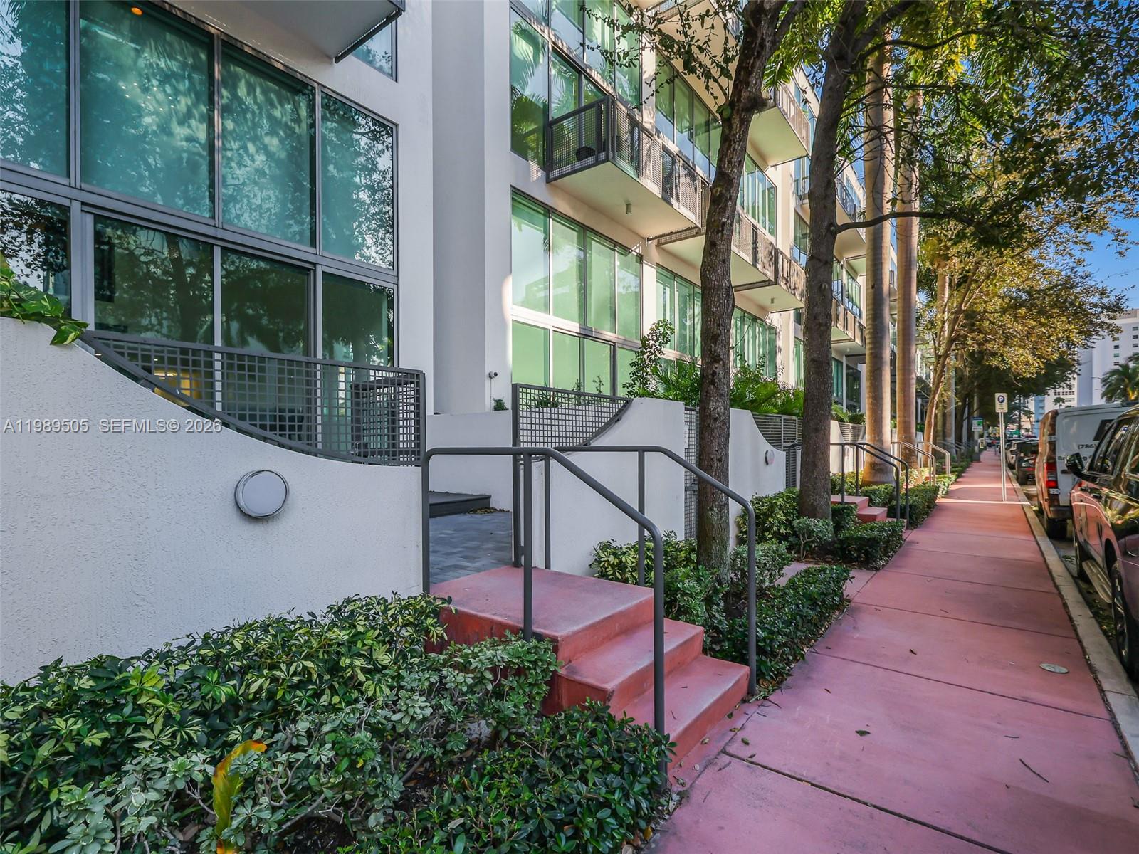 6000 Collins Ave # 112