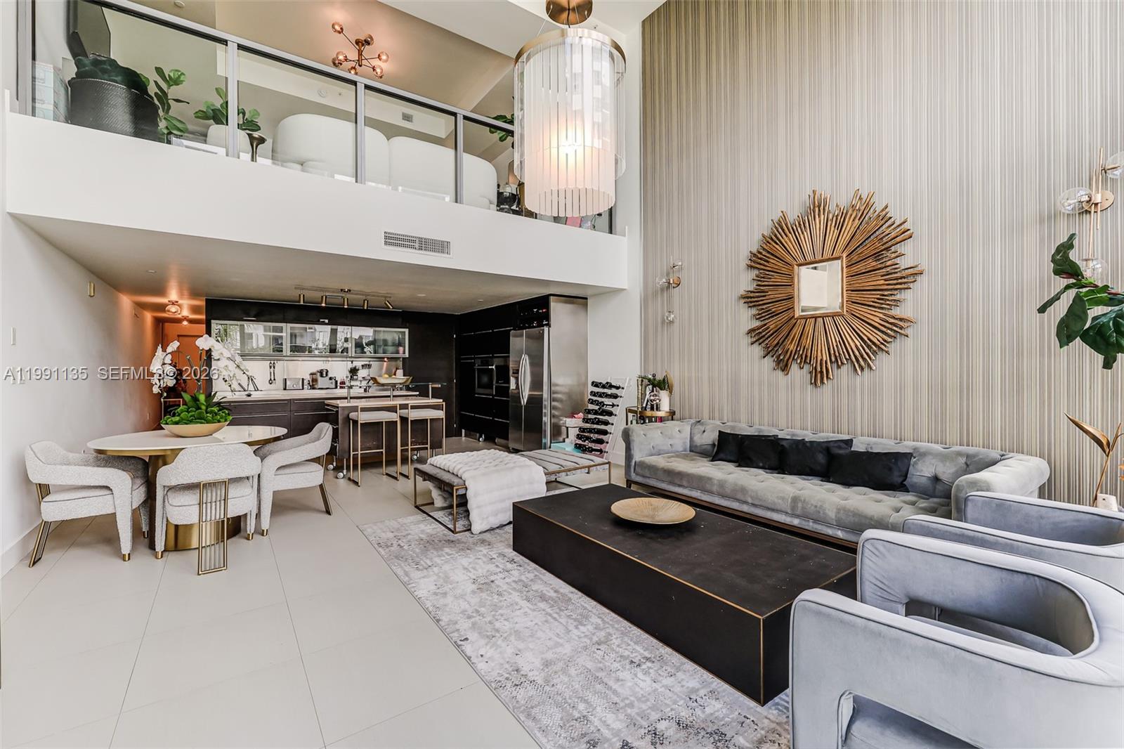 6000 Collins Ave # 523