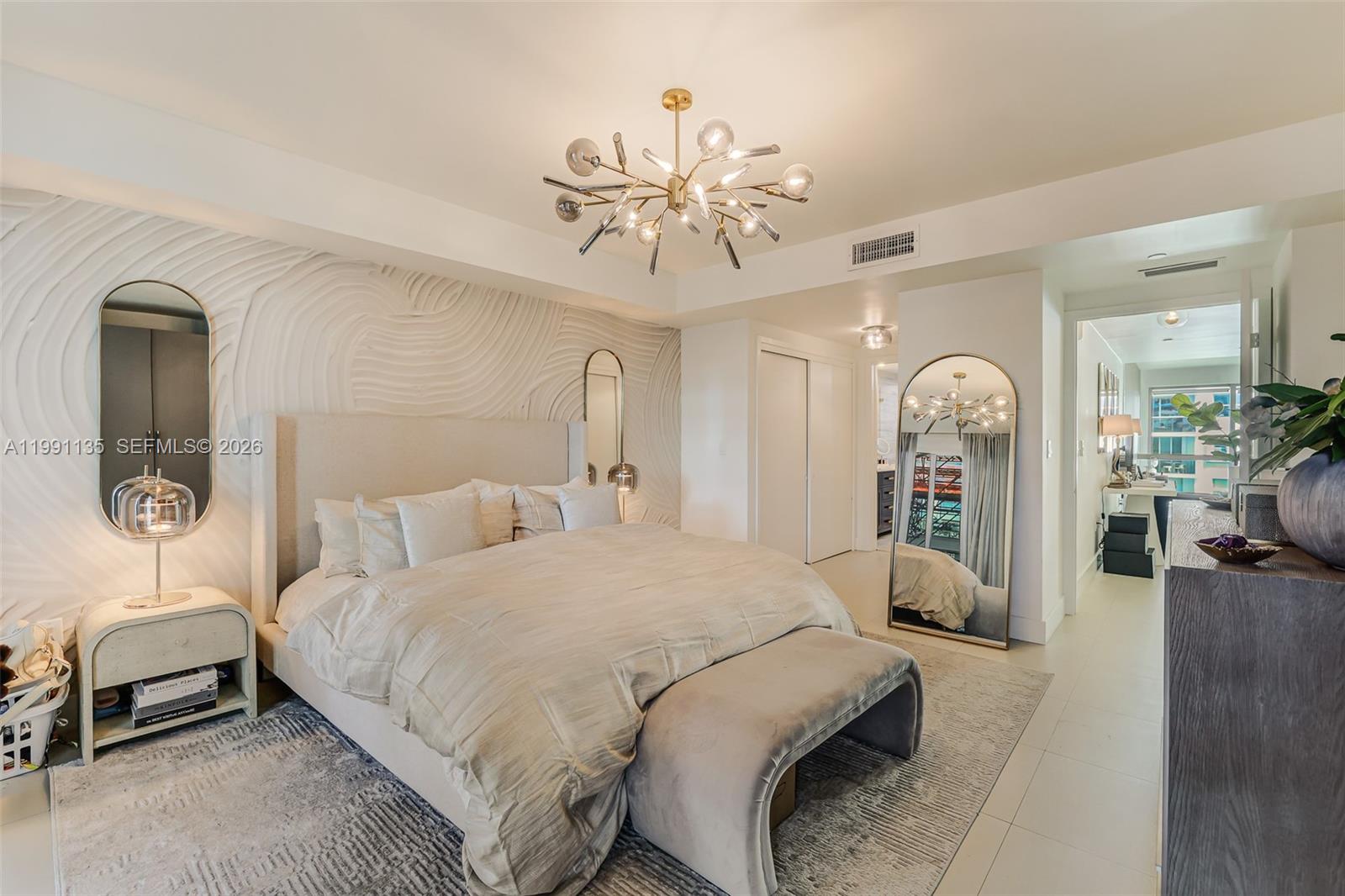 6000 Collins Ave # 523