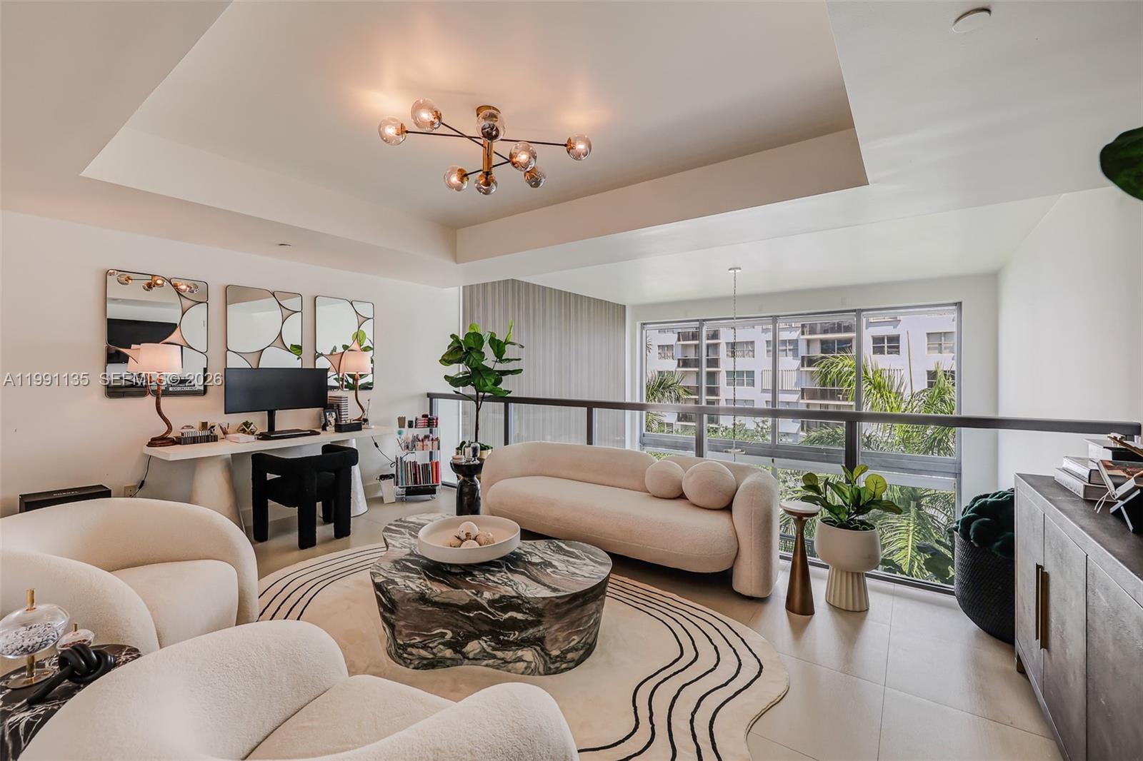 6000 Collins Ave # 523