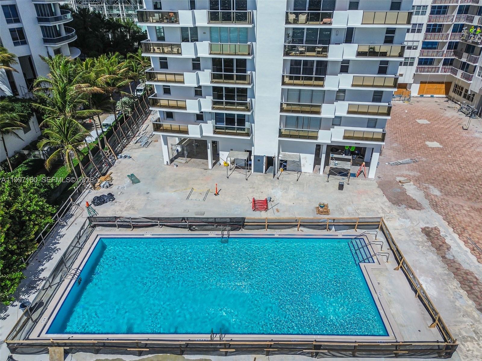 6039 Collins Ave # 1607