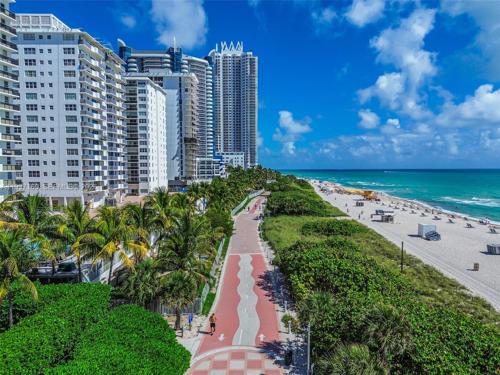 6039 Collins Ave # 1607