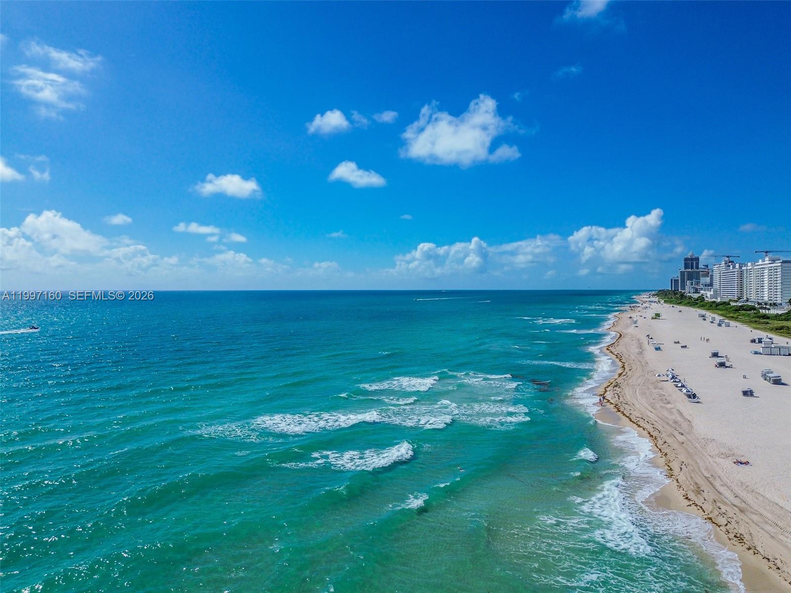 6039 Collins Ave # 1607