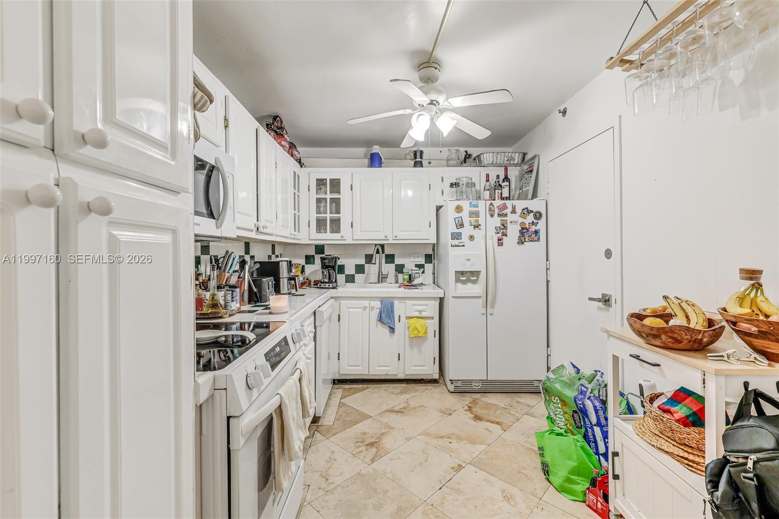 6039 Collins Ave # 1607