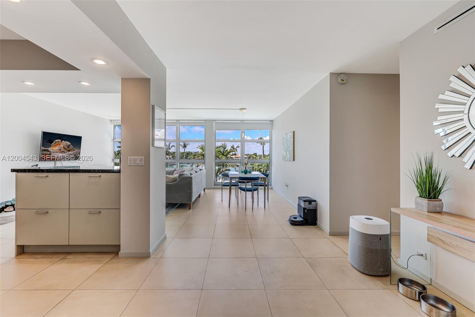 5055 Collins Ave # 3K
