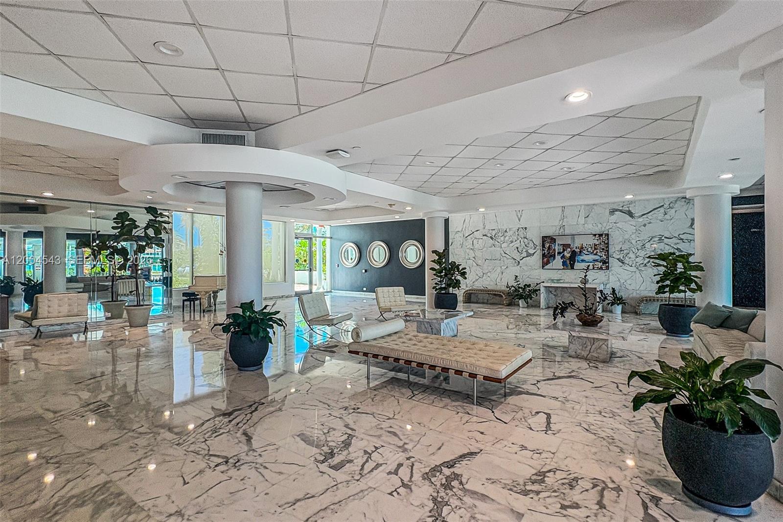 5055 Collins Ave # 3K