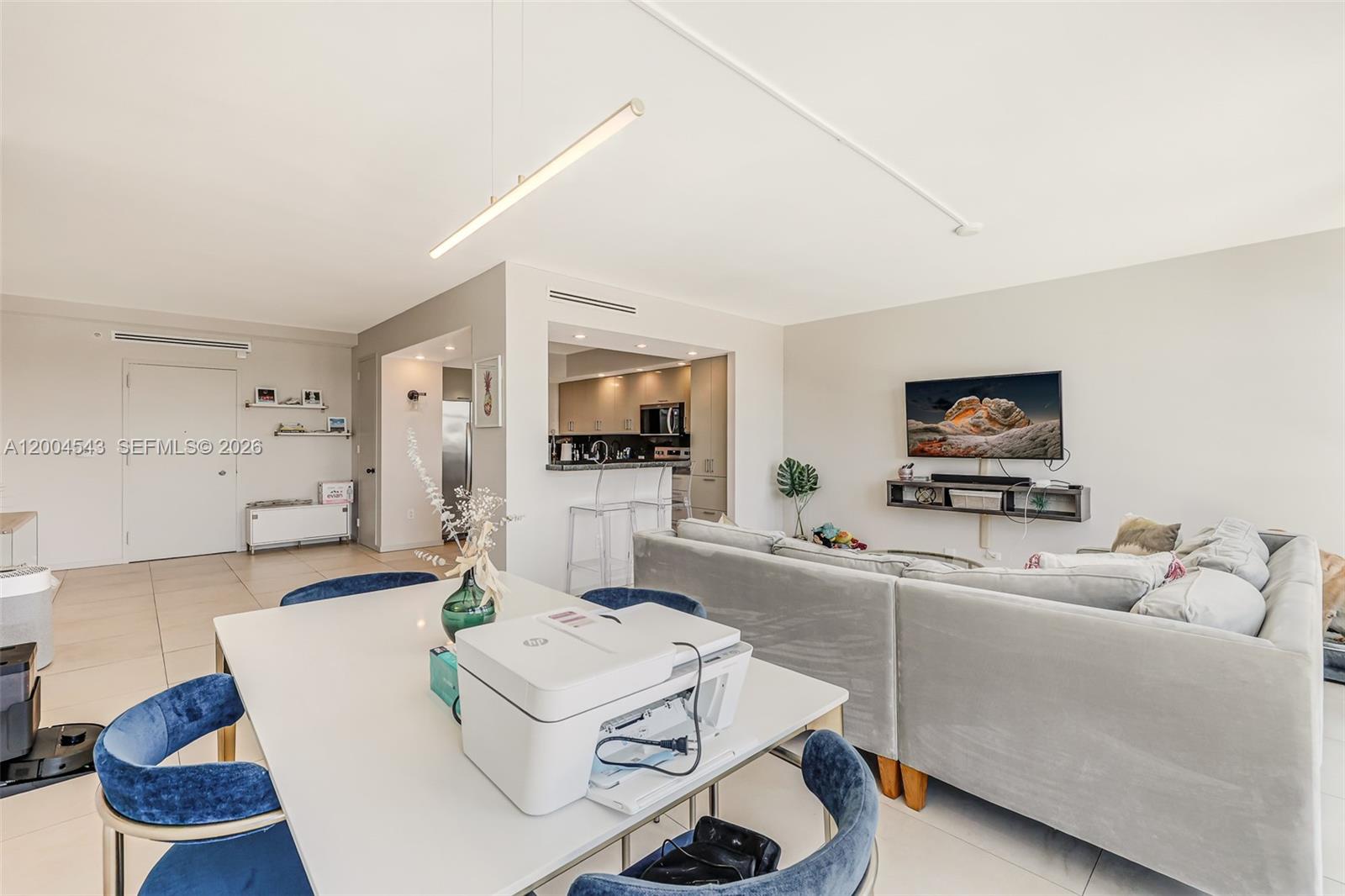 5055 Collins Ave # 3K