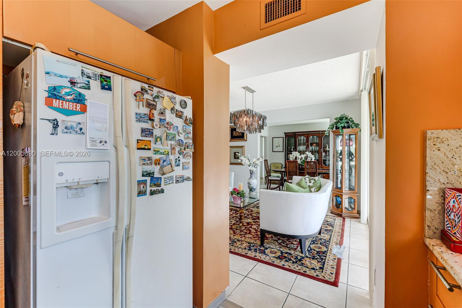 5900 Collins Ave # 402