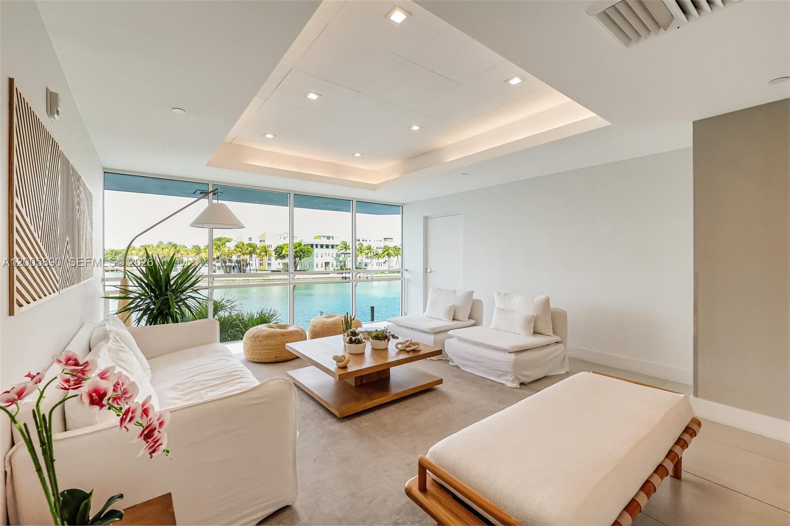 5900 Collins Ave # 402