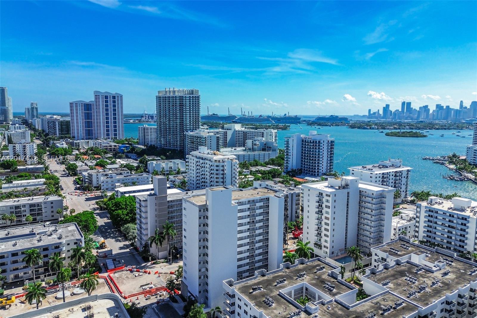 1331 Lincoln Rd # 704