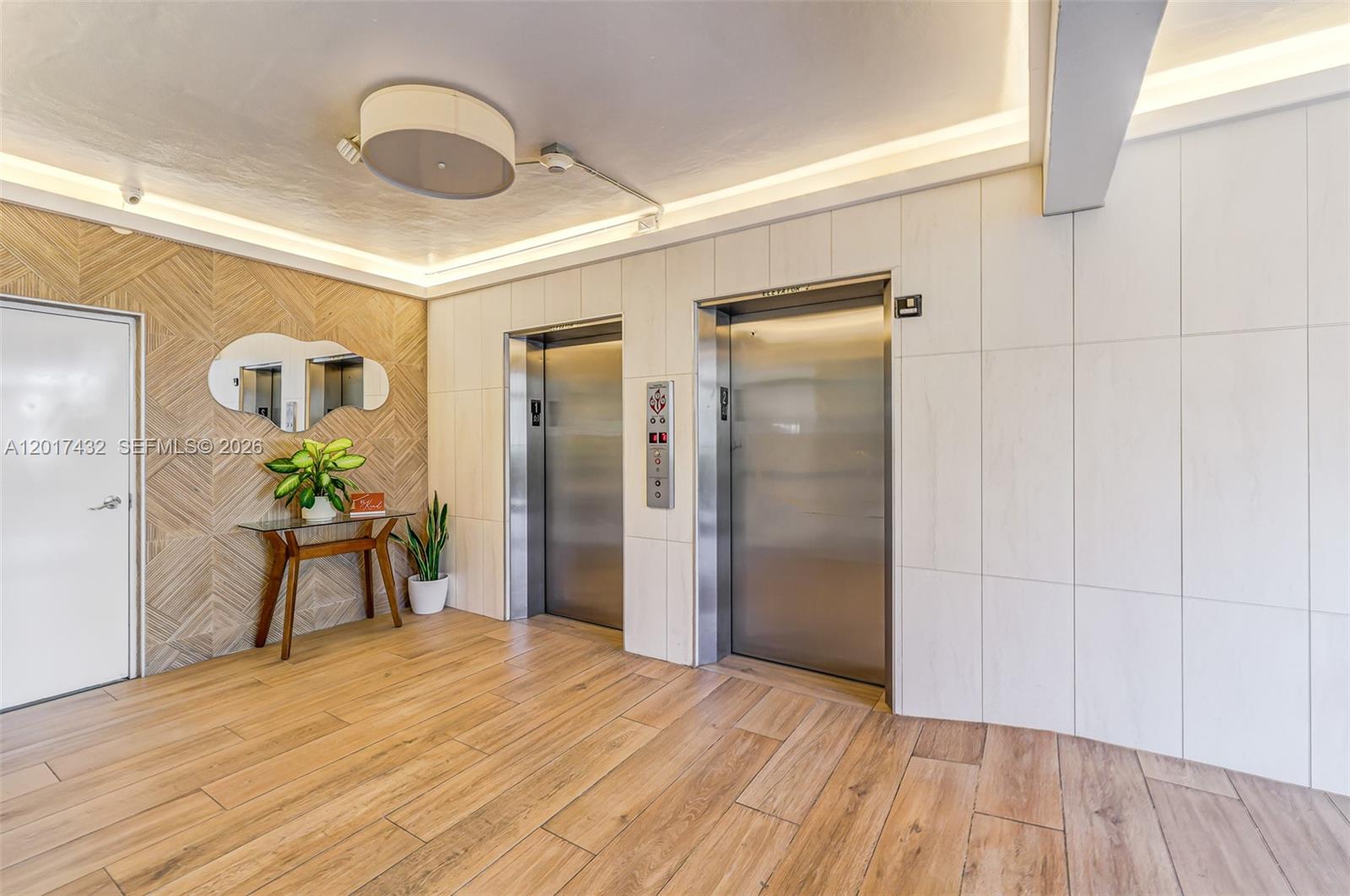 1331 Lincoln Rd # 704