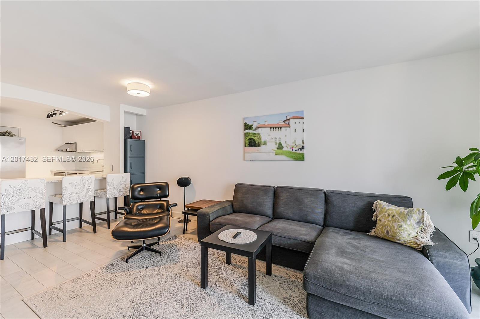 1331 Lincoln Rd # 704