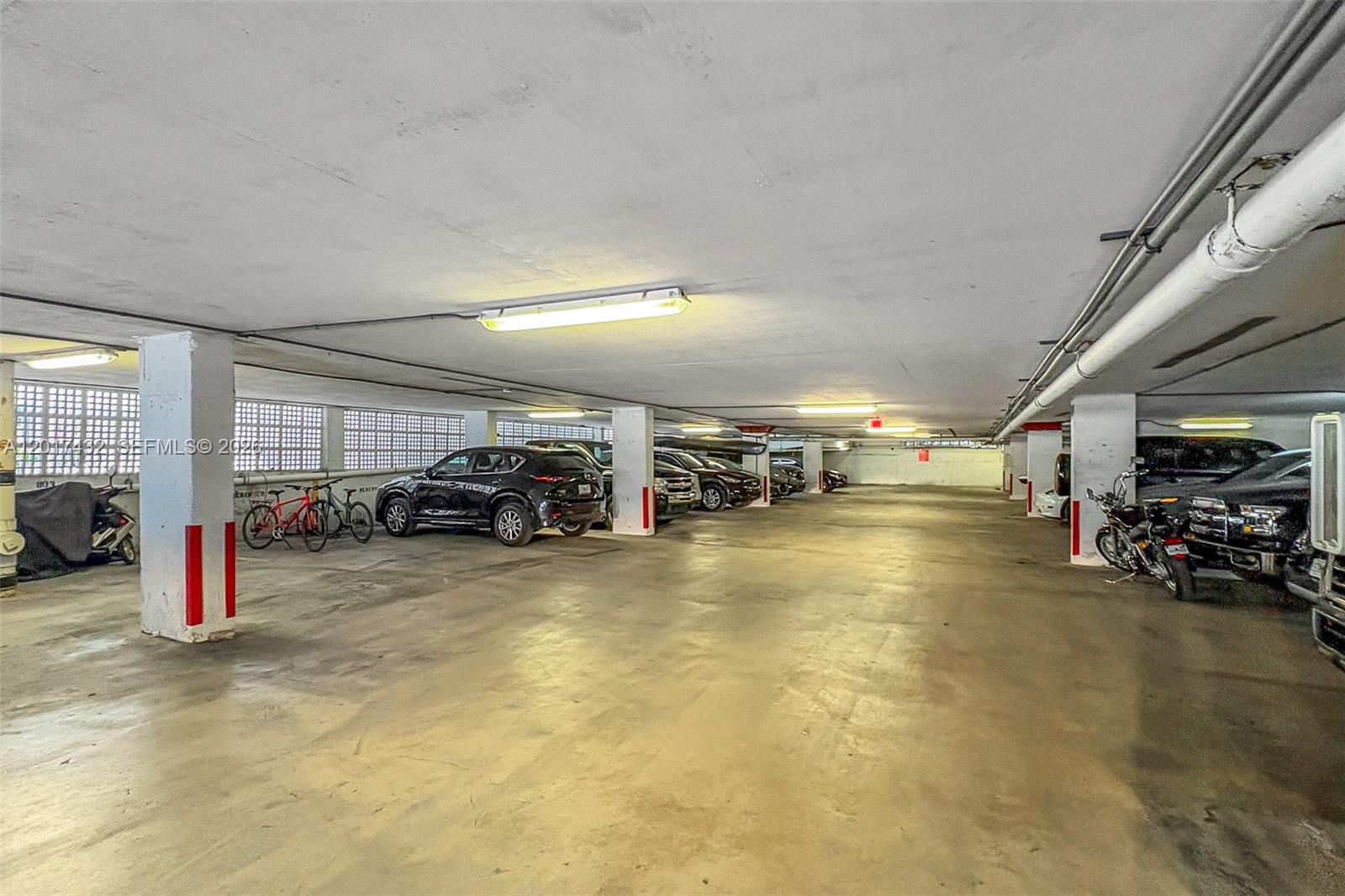 1331 Lincoln Rd # 704