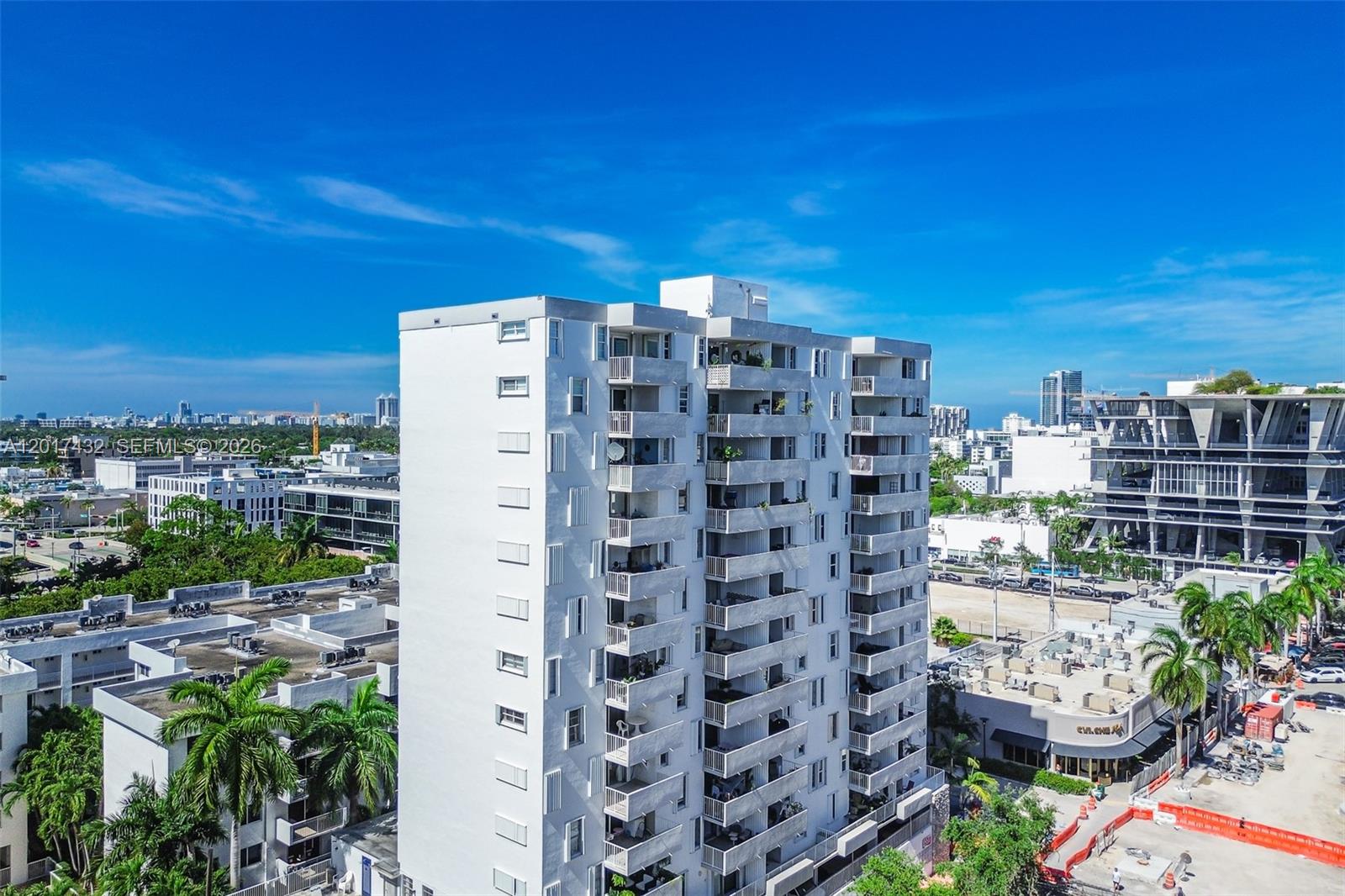 1331 Lincoln Rd # 704