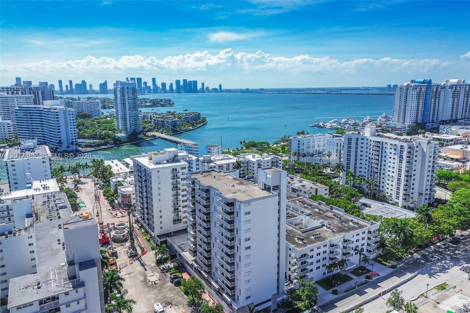 1331 Lincoln Rd # 704