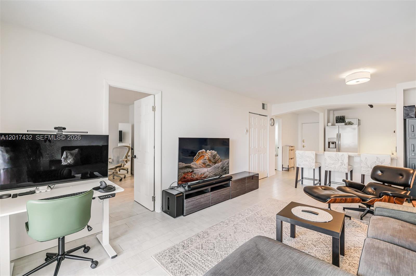 1331 Lincoln Rd # 704