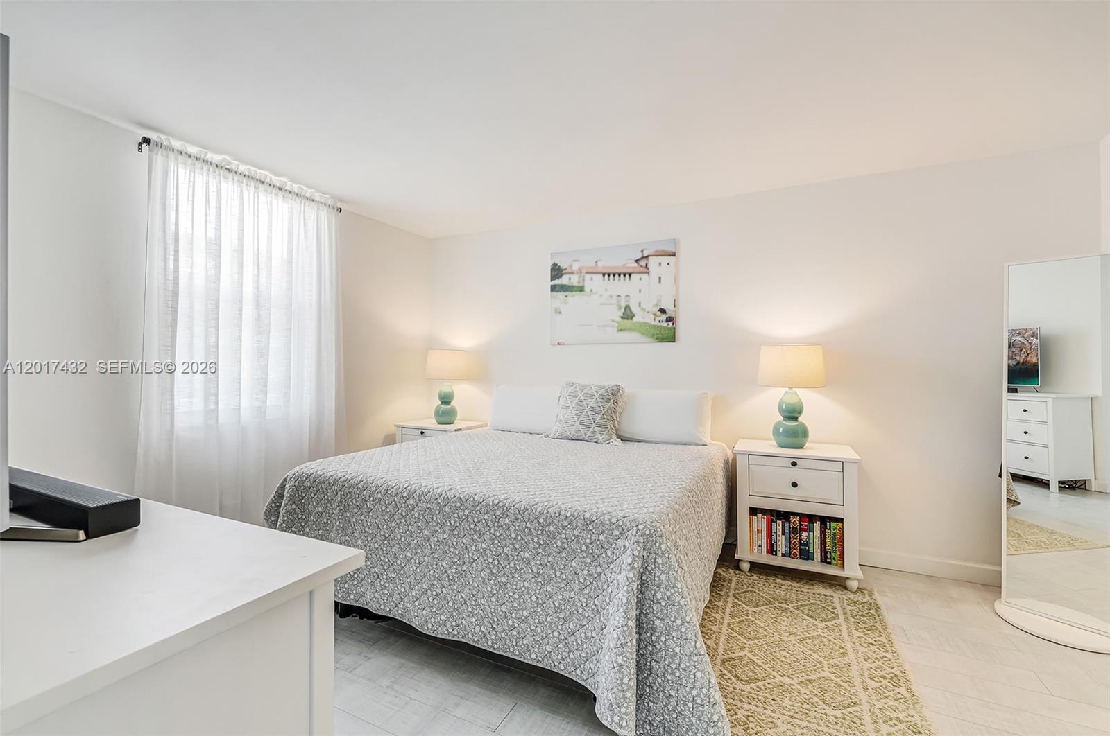1331 Lincoln Rd # 704