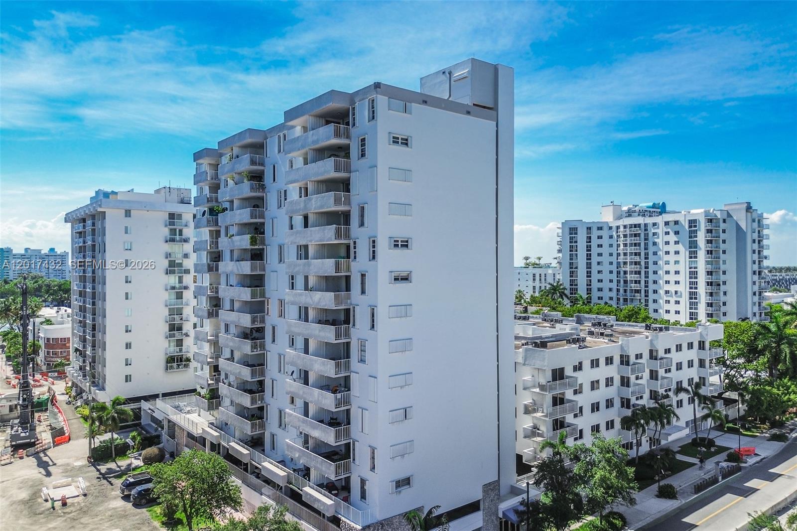 1331 Lincoln Rd # 704