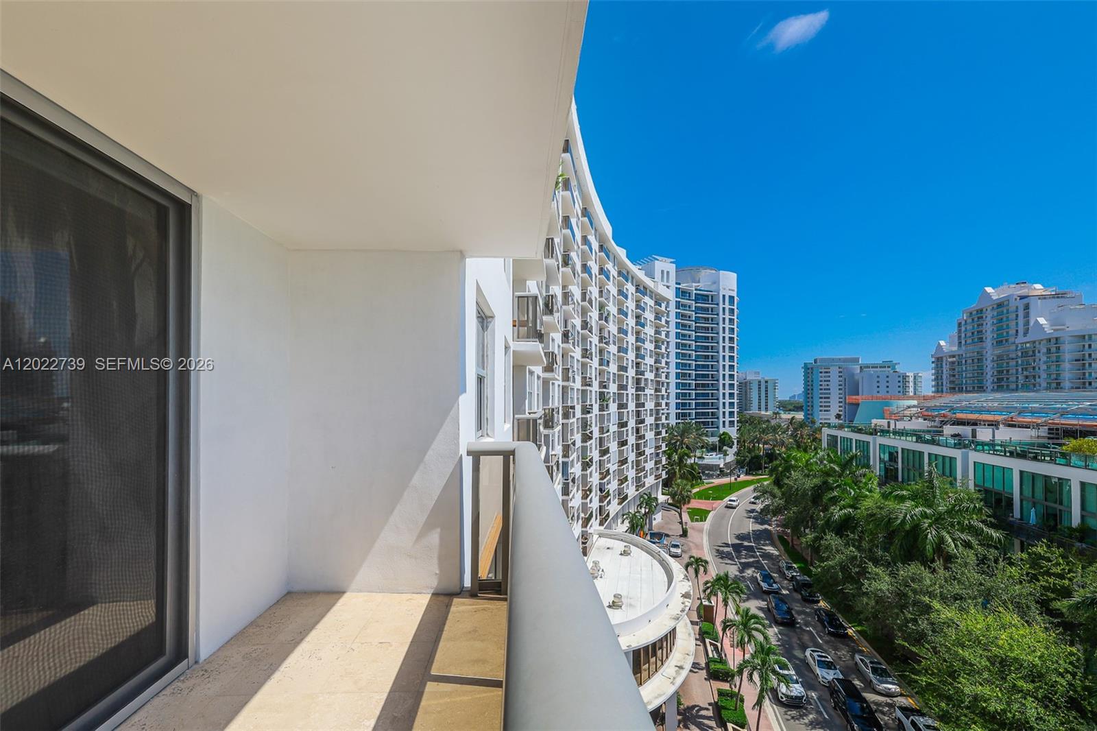 6039 Collins Ave # 936