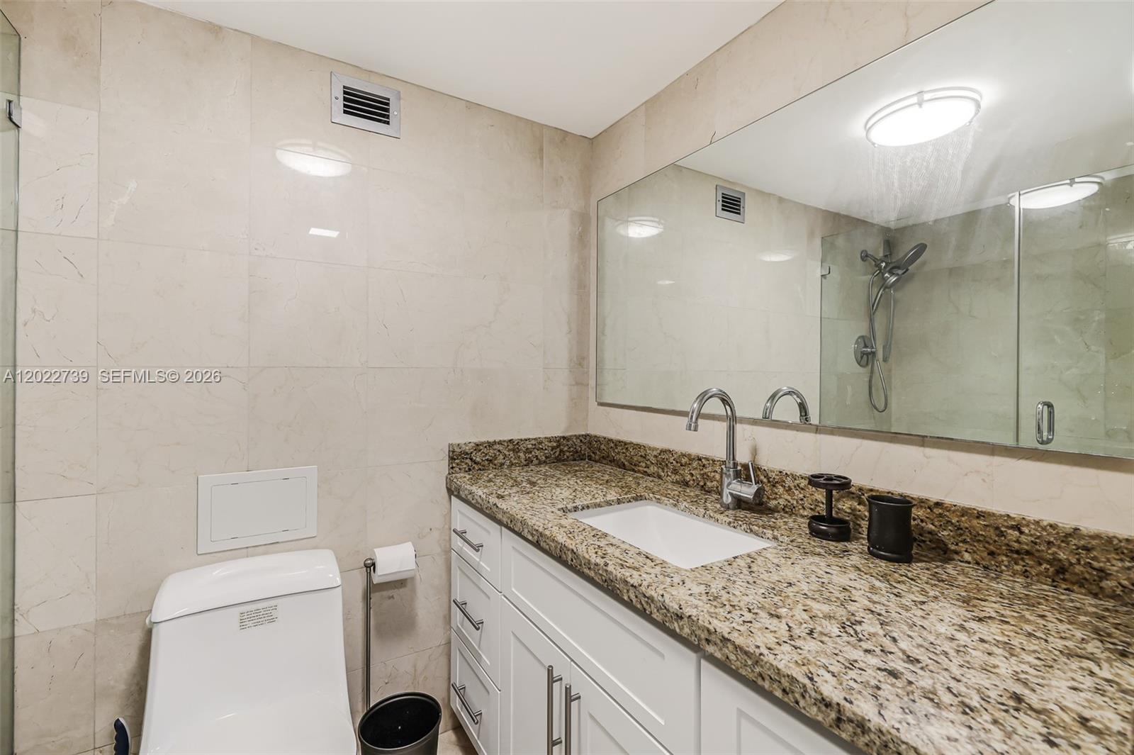 6039 Collins Ave # 936