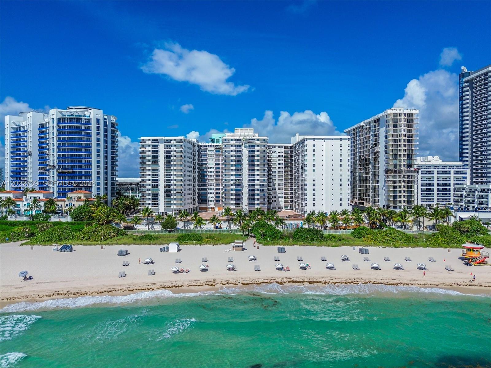 6039 Collins Ave # 936