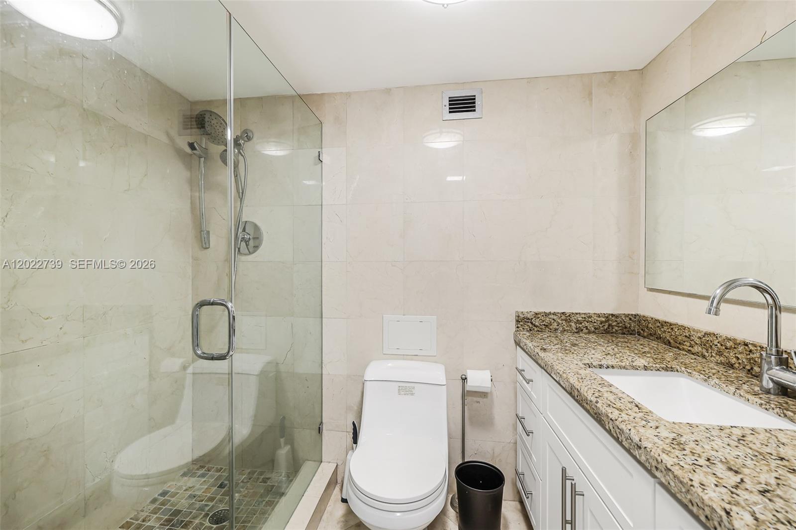 6039 Collins Ave # 936