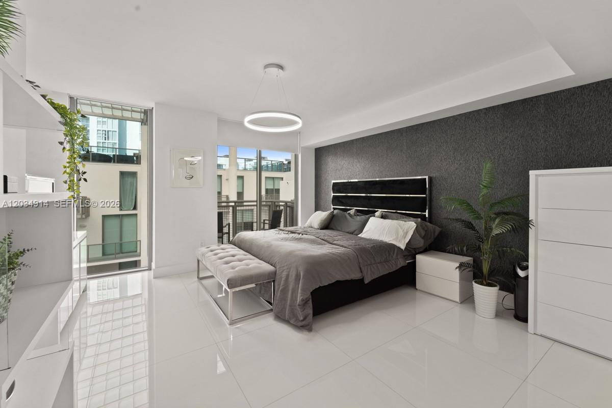 6000 Collins Ave # 517