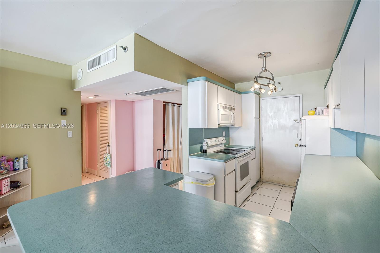 100 Lincoln Rd # 502