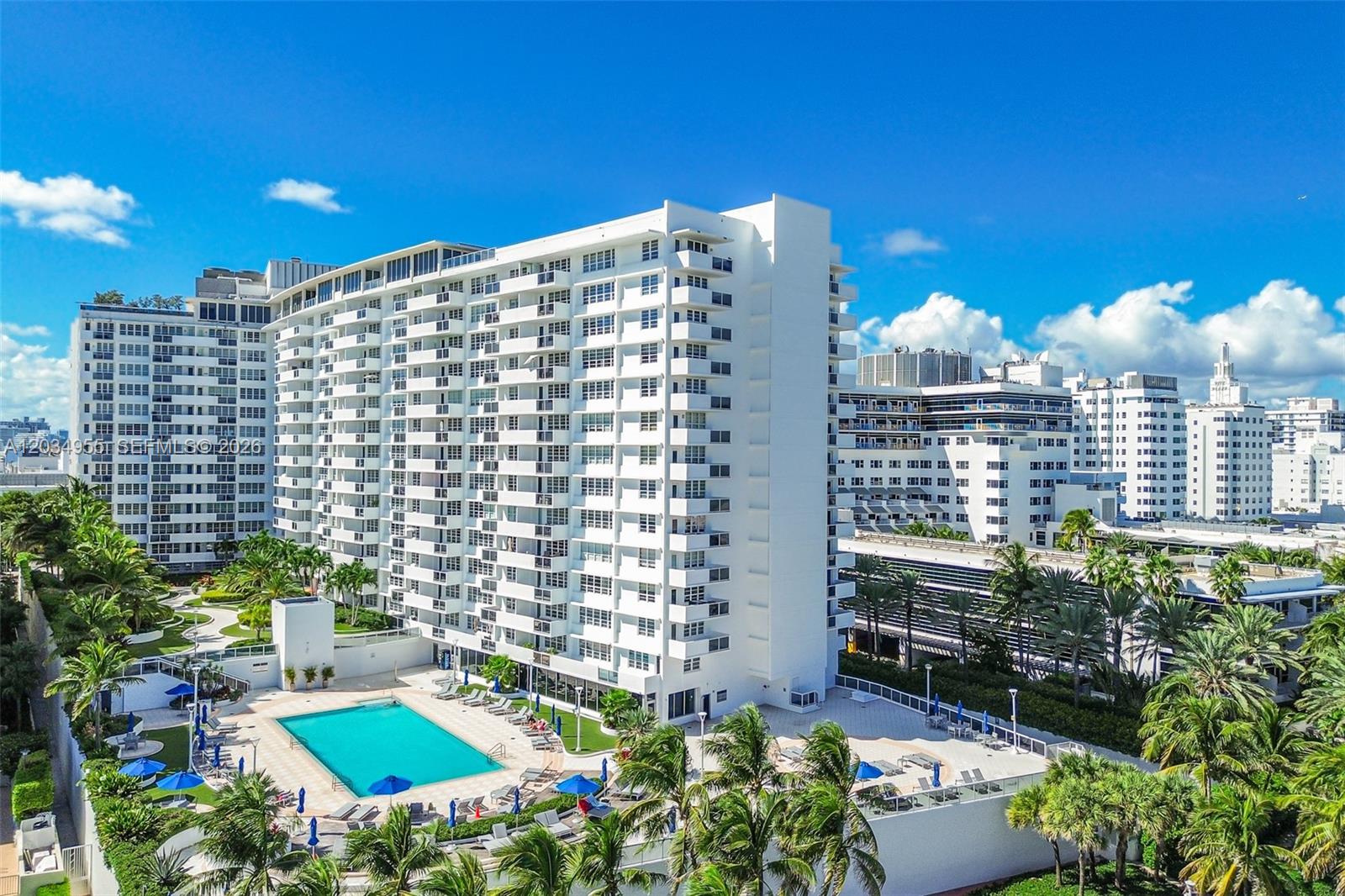 100 Lincoln Rd # 502