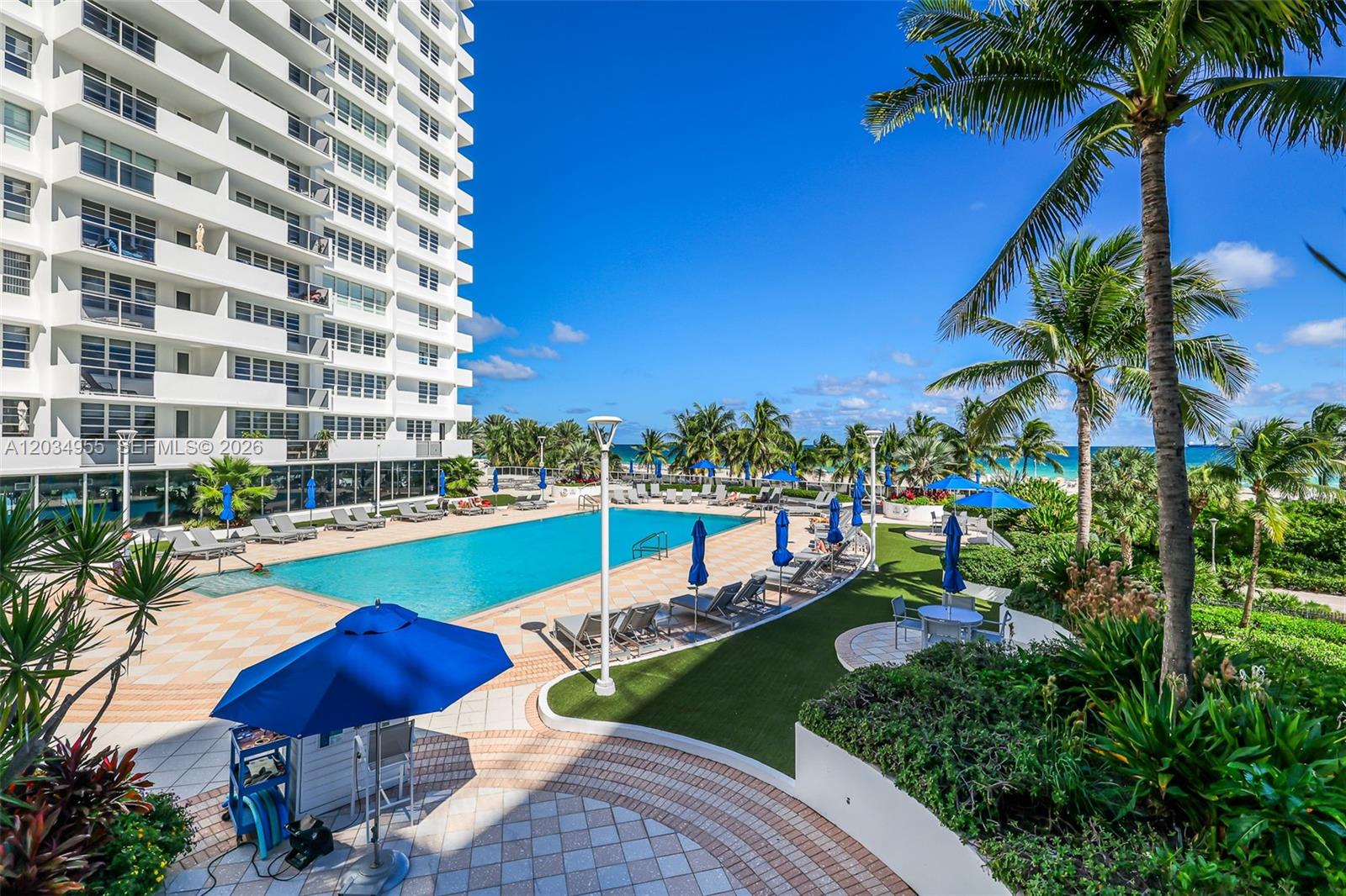 100 Lincoln Rd # 502