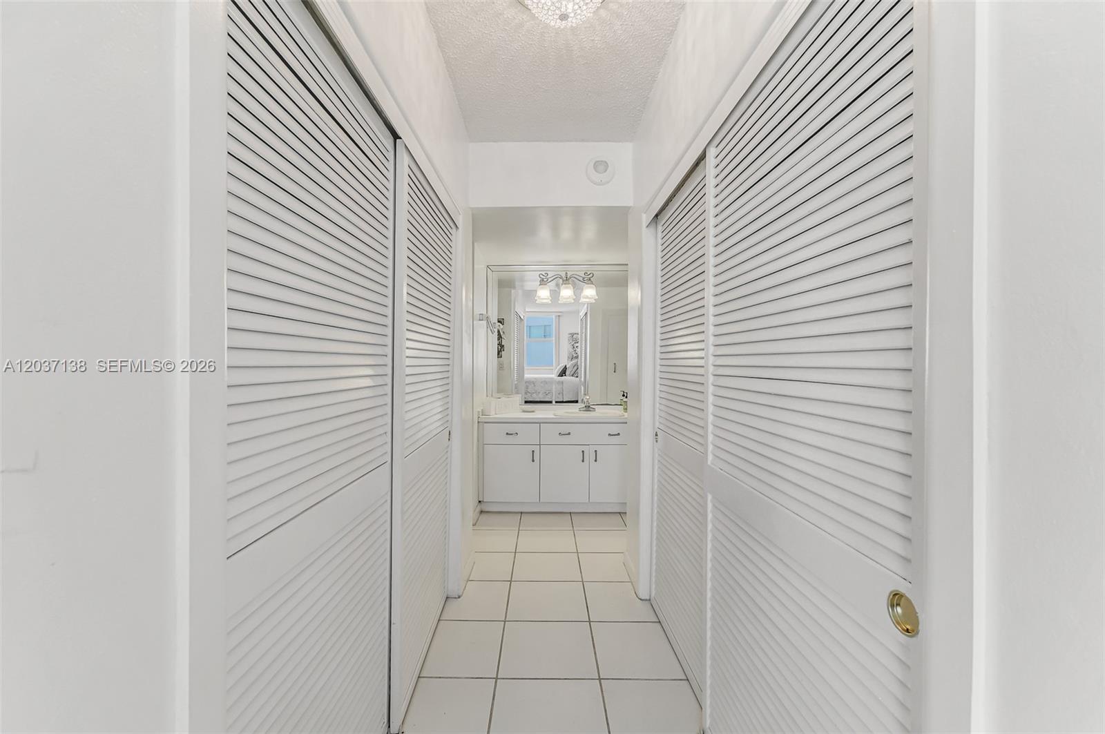 5001 Collins Ave # 6E