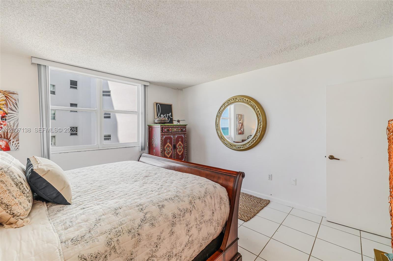 5001 Collins Ave # 6E