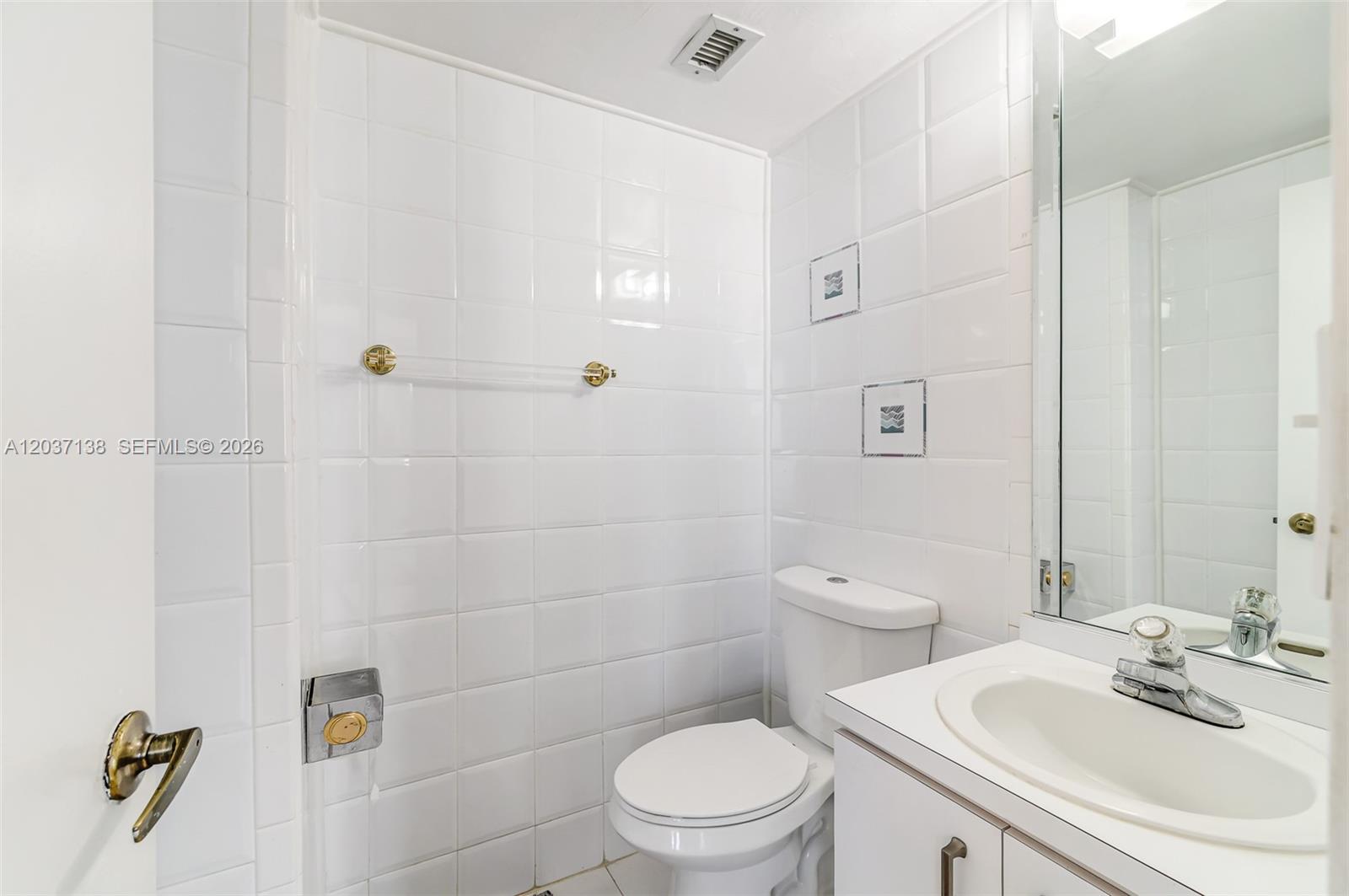 5001 Collins Ave # 6E