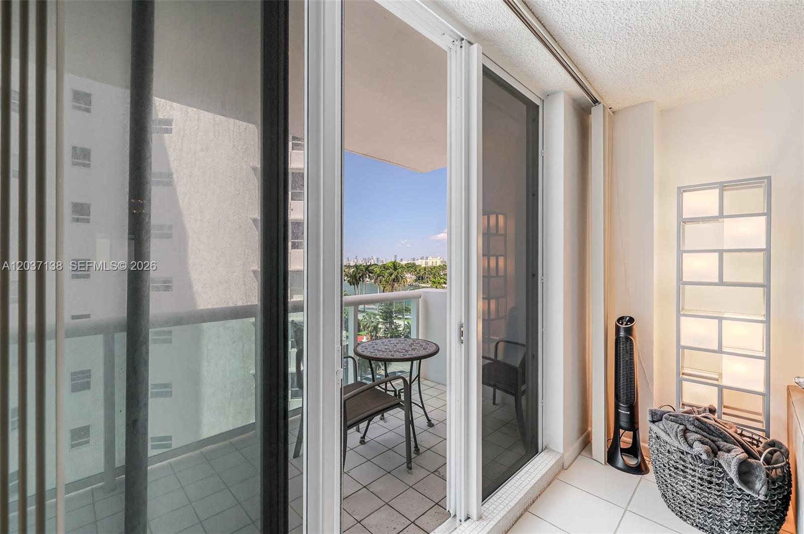 5001 Collins Ave # 6E