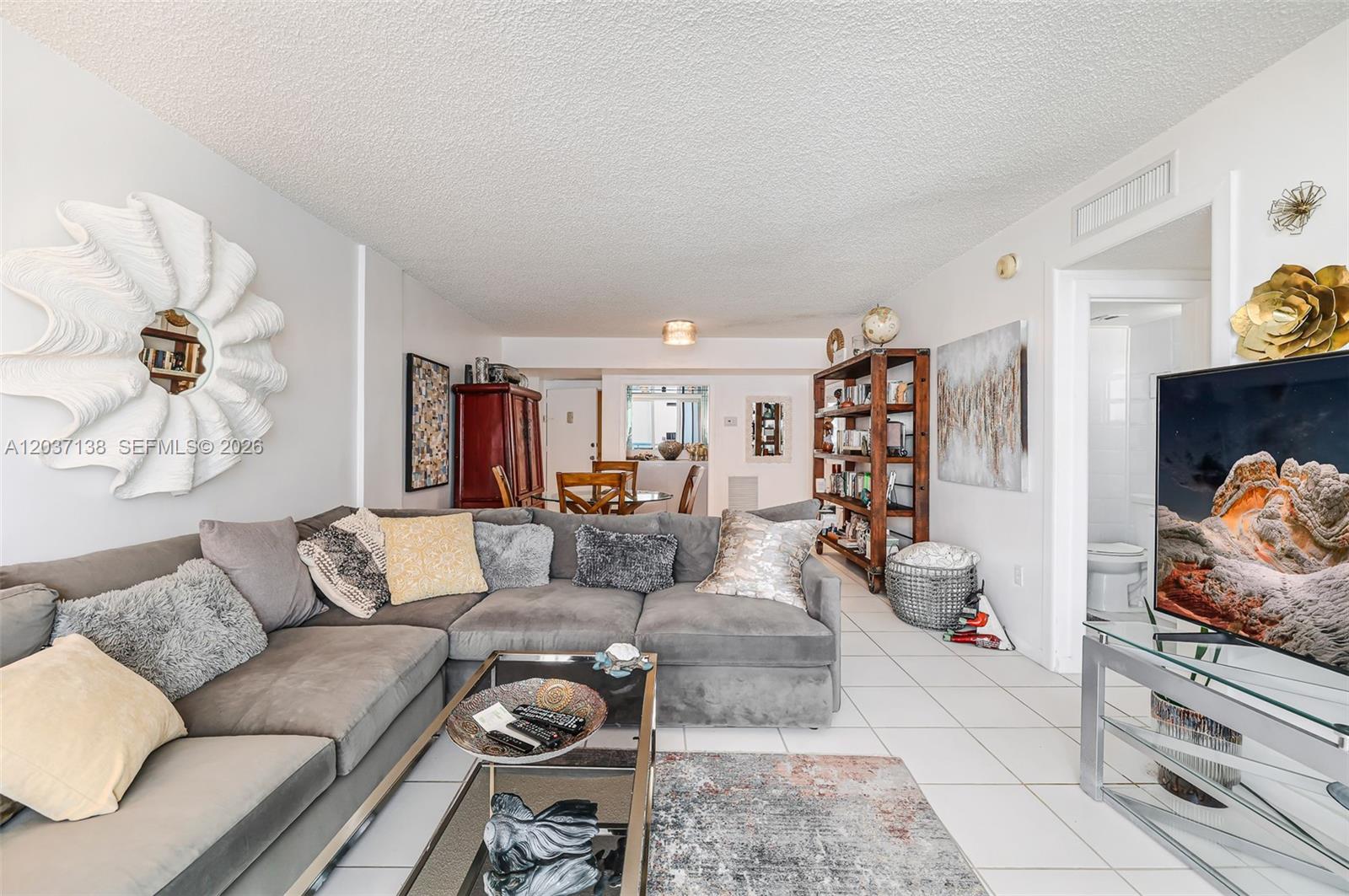 5001 Collins Ave # 6E