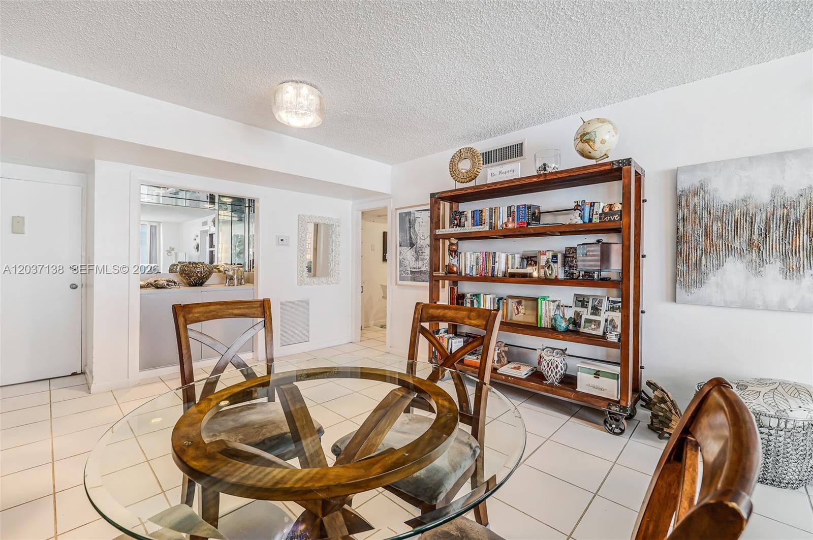 5001 Collins Ave # 6E