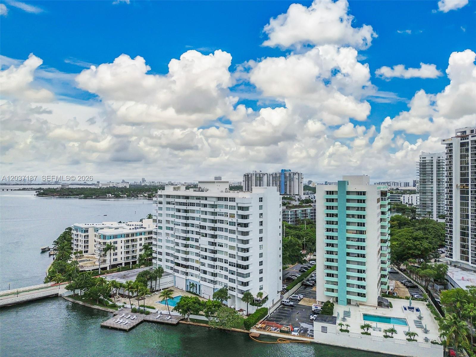 3 Island Ave # 14A