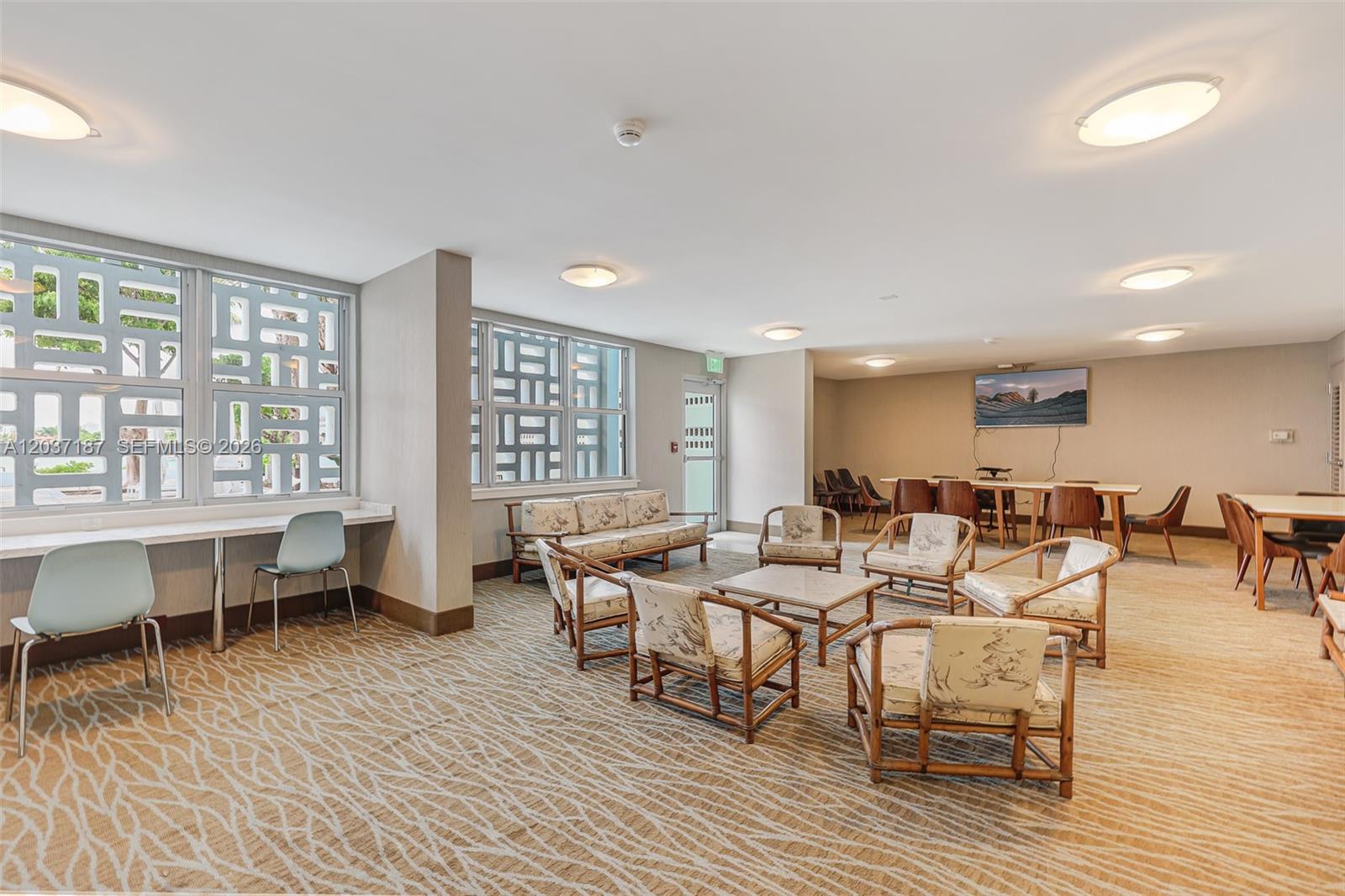 3 Island Ave # 14A