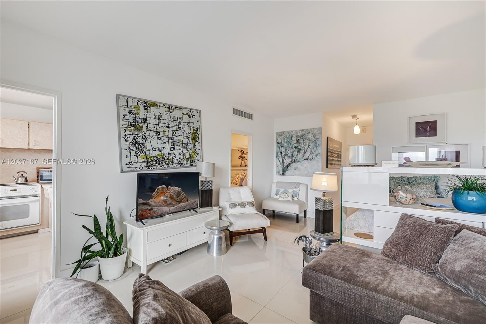3 Island Ave # 14A