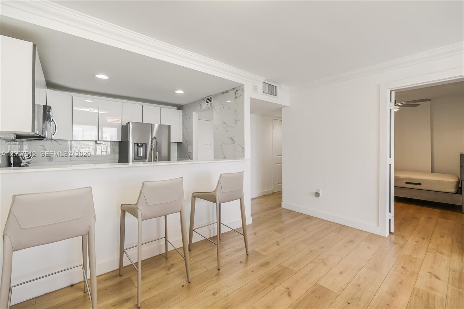 401 Ocean Dr # 602