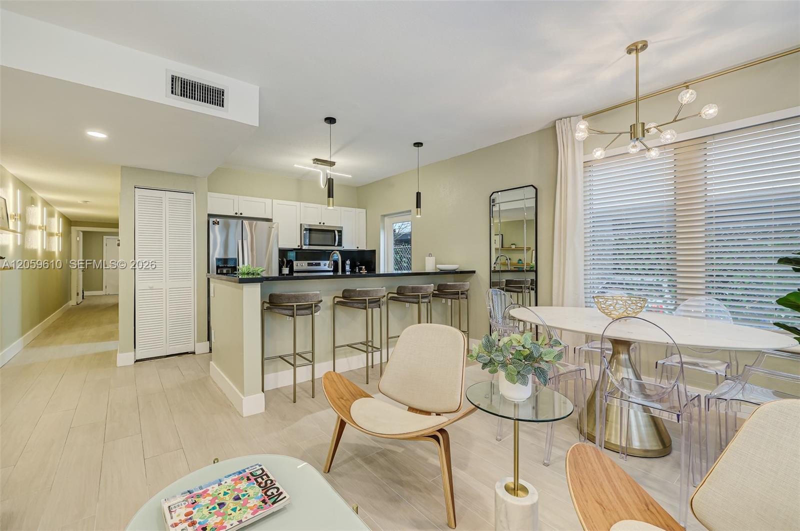 1018 Meridian Ave # 2