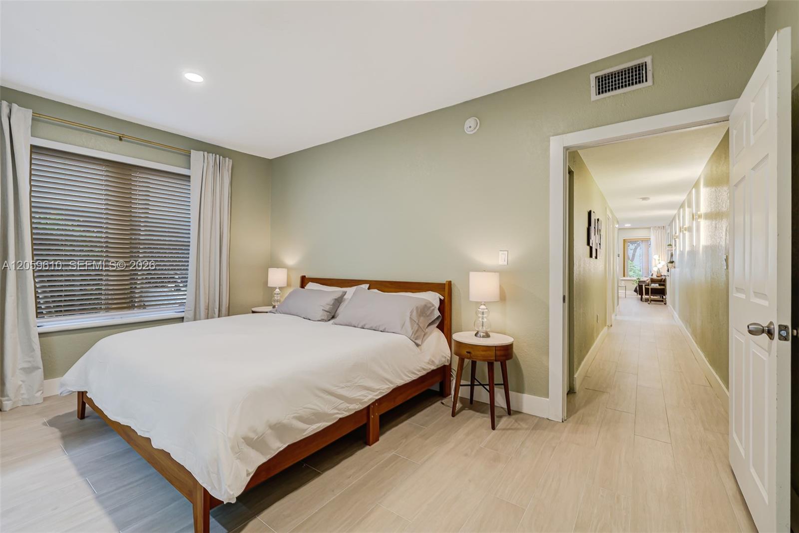 1018 Meridian Ave # 2